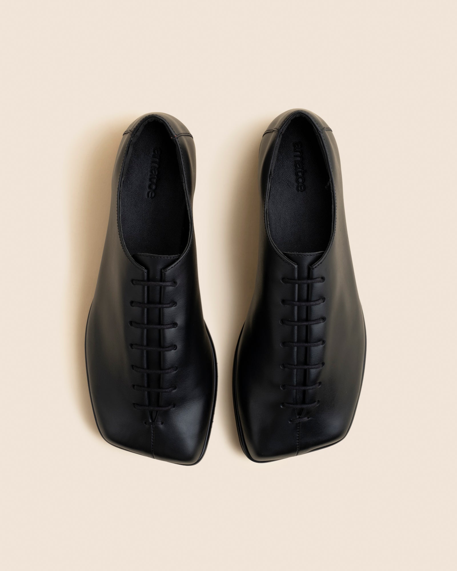 THE MAXEY - Black