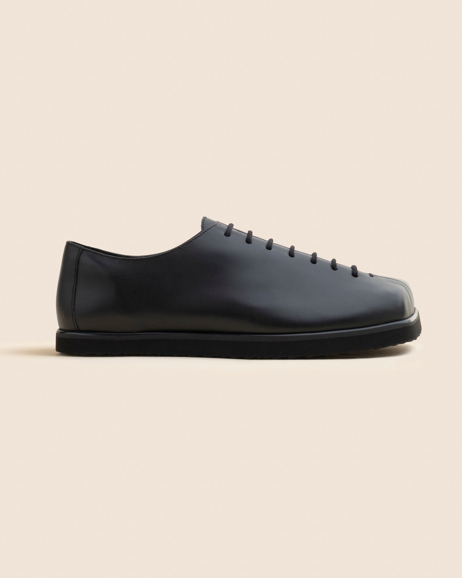 THE MAXEY - Black