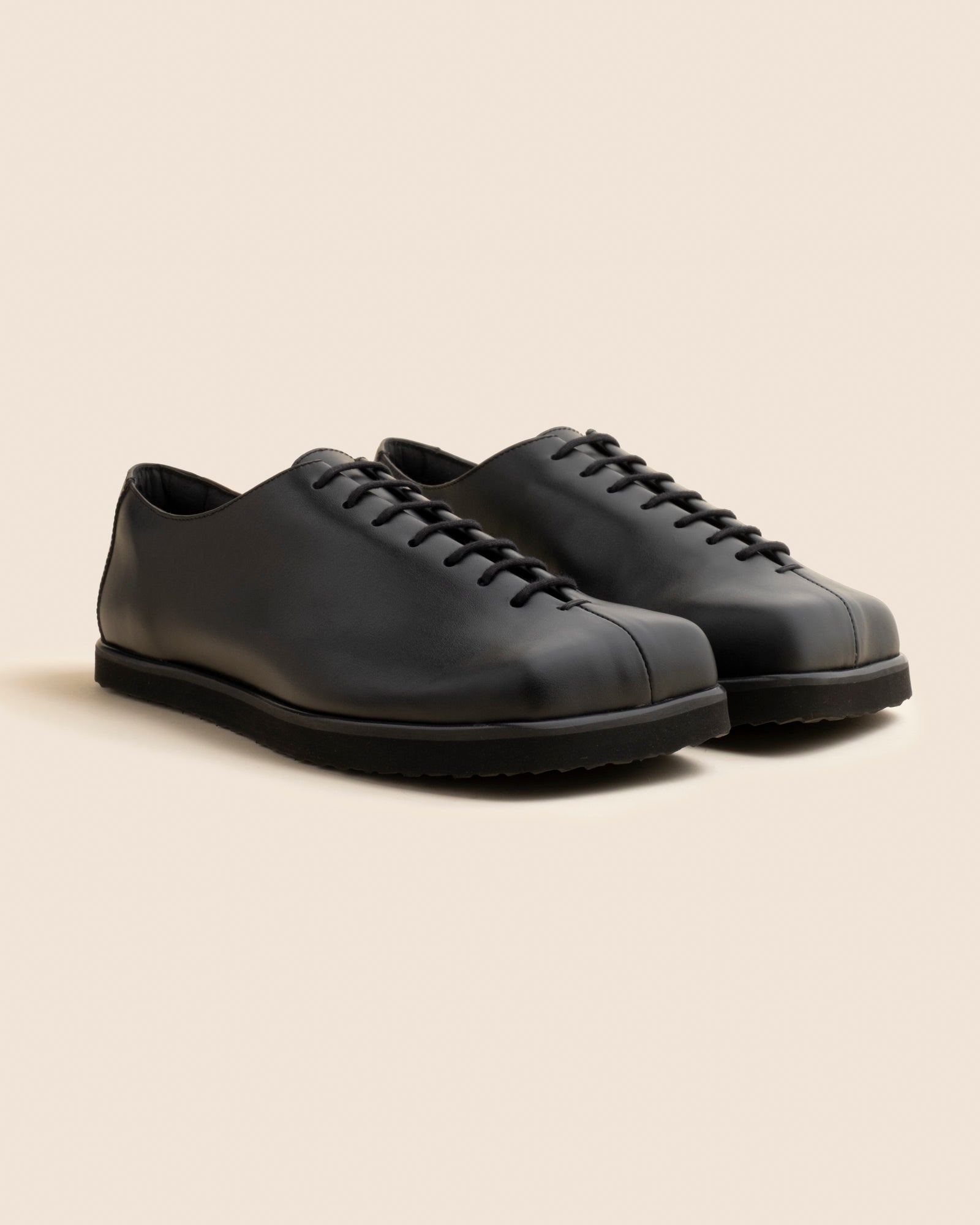 THE MAXEY - Black
